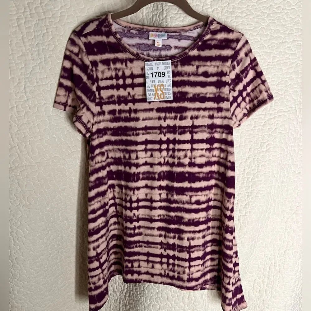 NWT LulaRoe Melissa Top